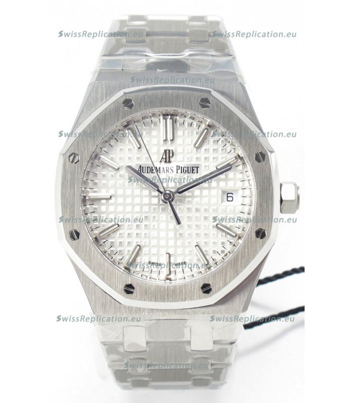 Audemars Piguet Royal 34MM Super Clone Swiss Replica Watch in White Dial