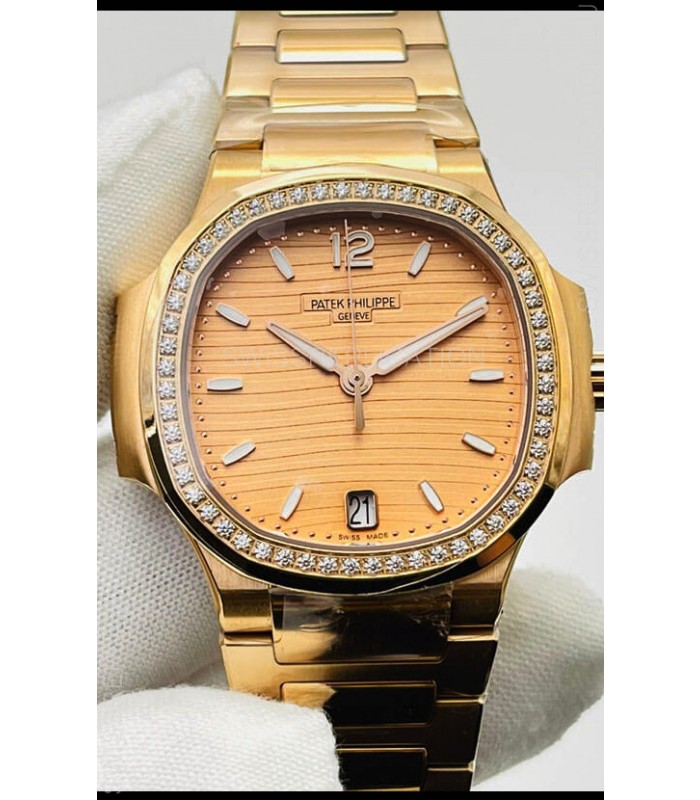 Patek Philippe Nautilus 7118/1200R-010 35MM 1:1 Mirror Swiss Replica Watch in Rose Gold