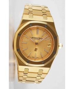 Audemars Piguet Royal Jumbo Oak Extra Thin Swiss Replica Yellow Gold - 1:1 Mirror Replica Watch Gold Dial